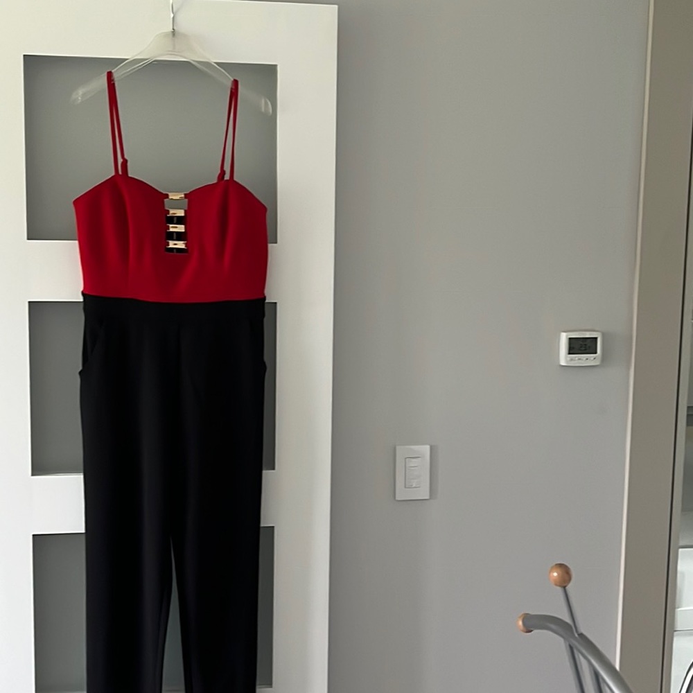 Guess jumpsuit size M